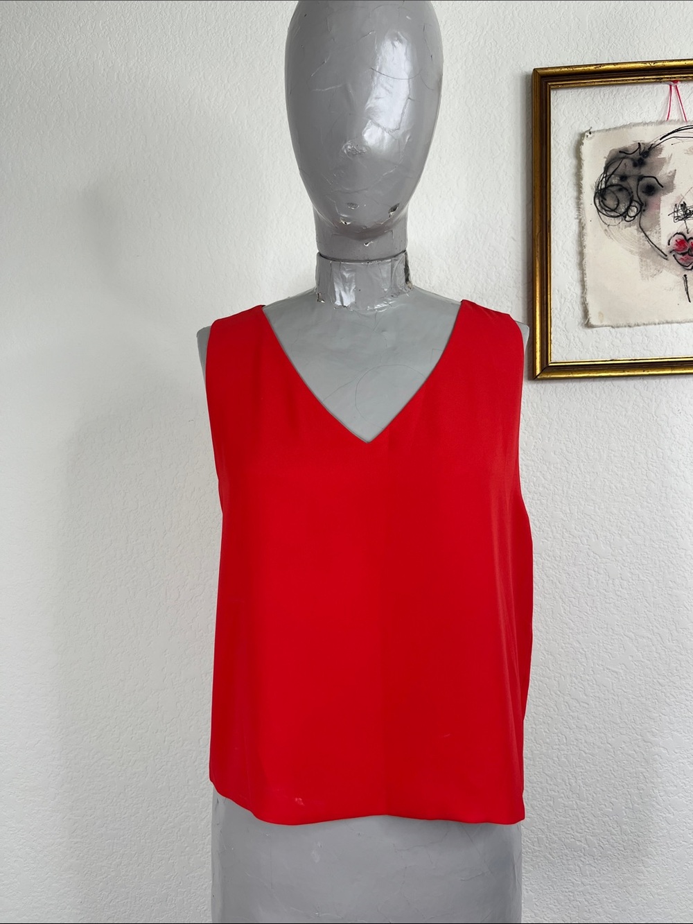 Babaton Murphy Blouse Sleeveless V Neck Layered
